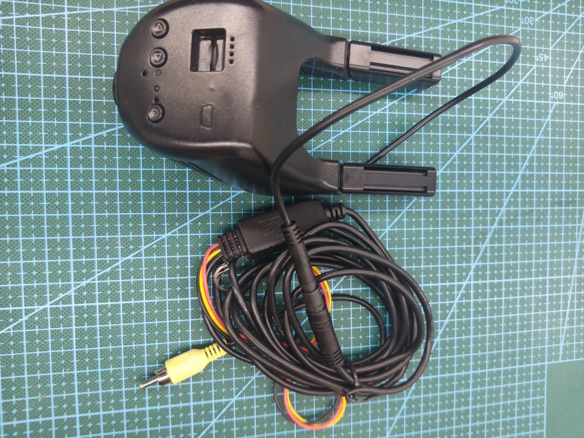 Продам видеорегистратор Dash Cam FC 103T