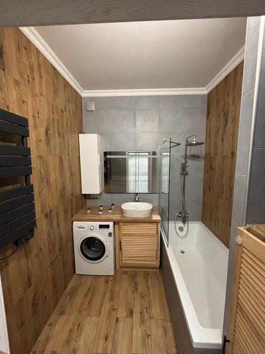 Продаж 2.кім.квартири ул.Пров.Парковий