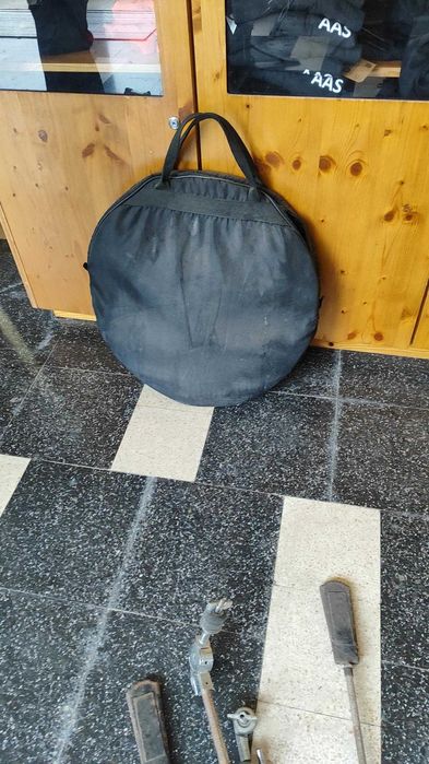 Bateria Acústica REMO completa com banco e 3 pratos.