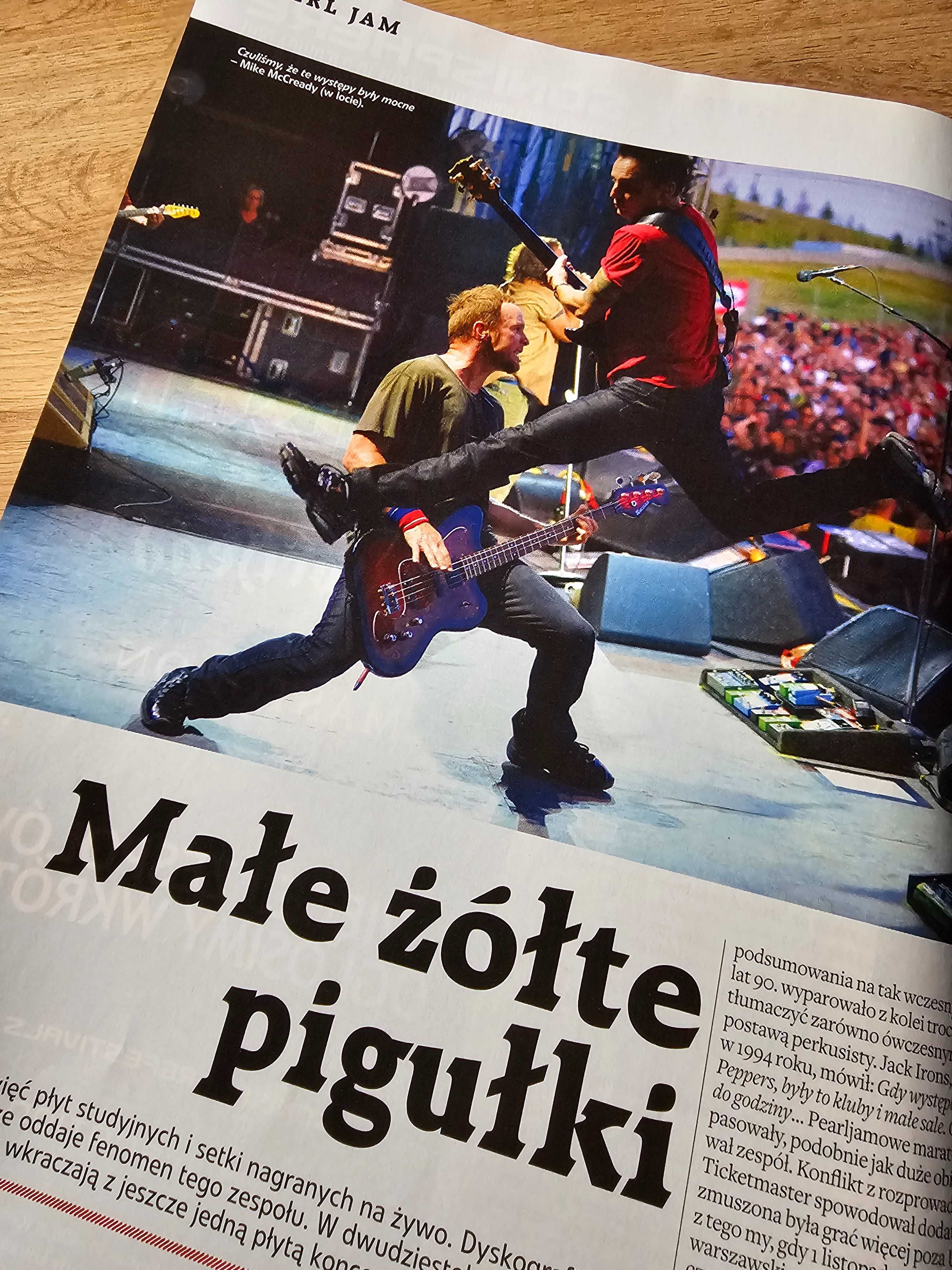 Teraz Rock 2/2011 - R. E. M., Thin Lizzy, Pearl Jam, KAT, White Lies