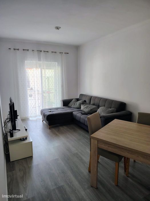 Apartamento T2 remodelado com terraço Casal Do Marco