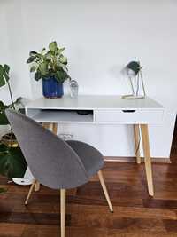 ZESTAW biurko białe 50x100 cm + krzesło Jysk szare + lampka retro