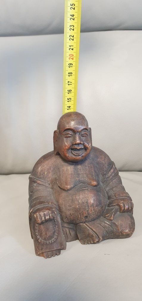 Budda gruby drzewo