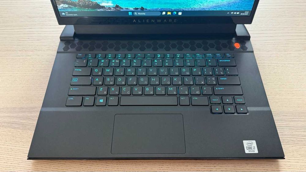 Alienware M15 R3 i7-10750H/RTX 2070 Super 8GB/16GB RAM/1TB SSD/300Hz