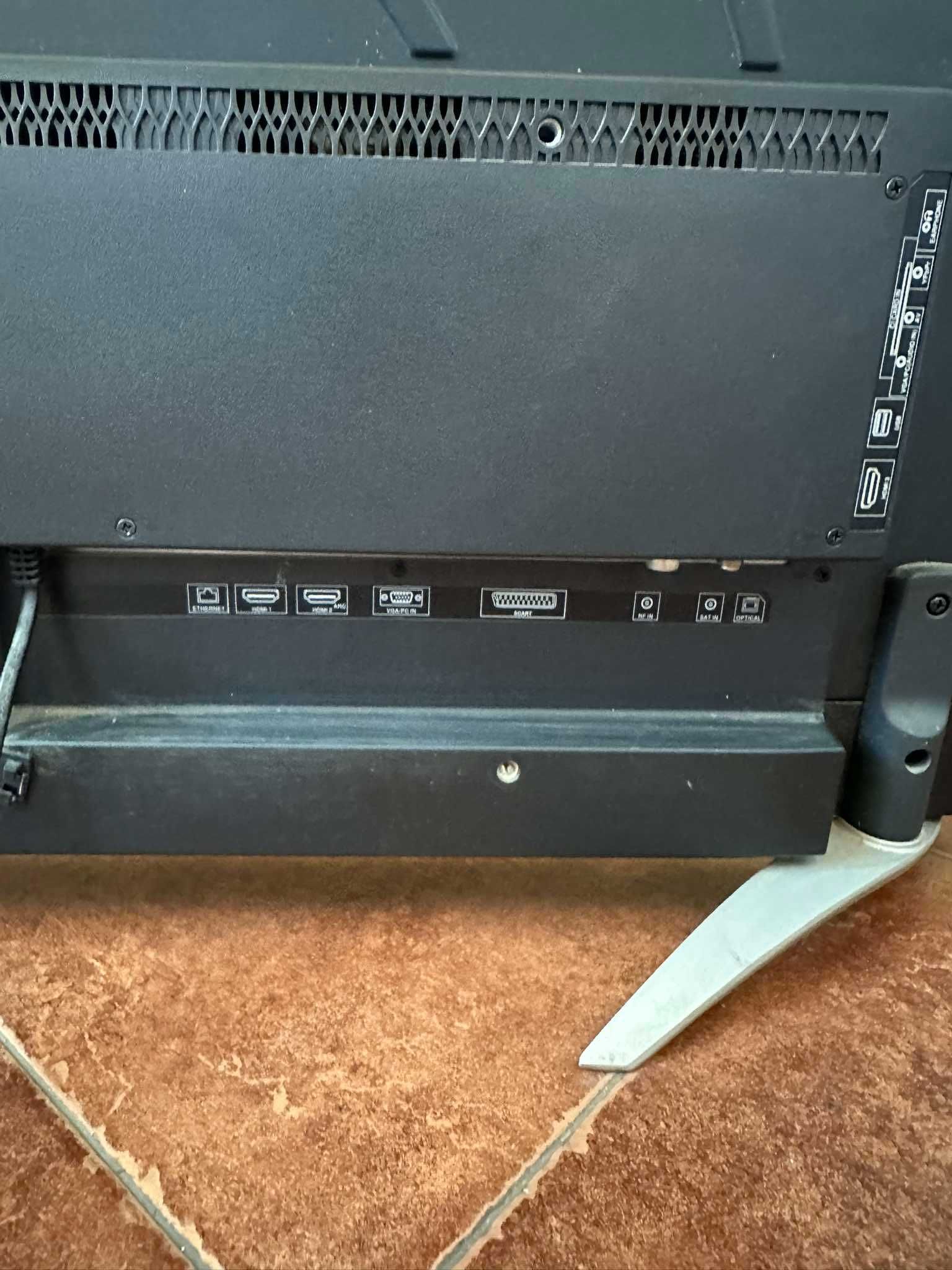 Telewizor SHARP  LC-40CFE6242E bez pilota