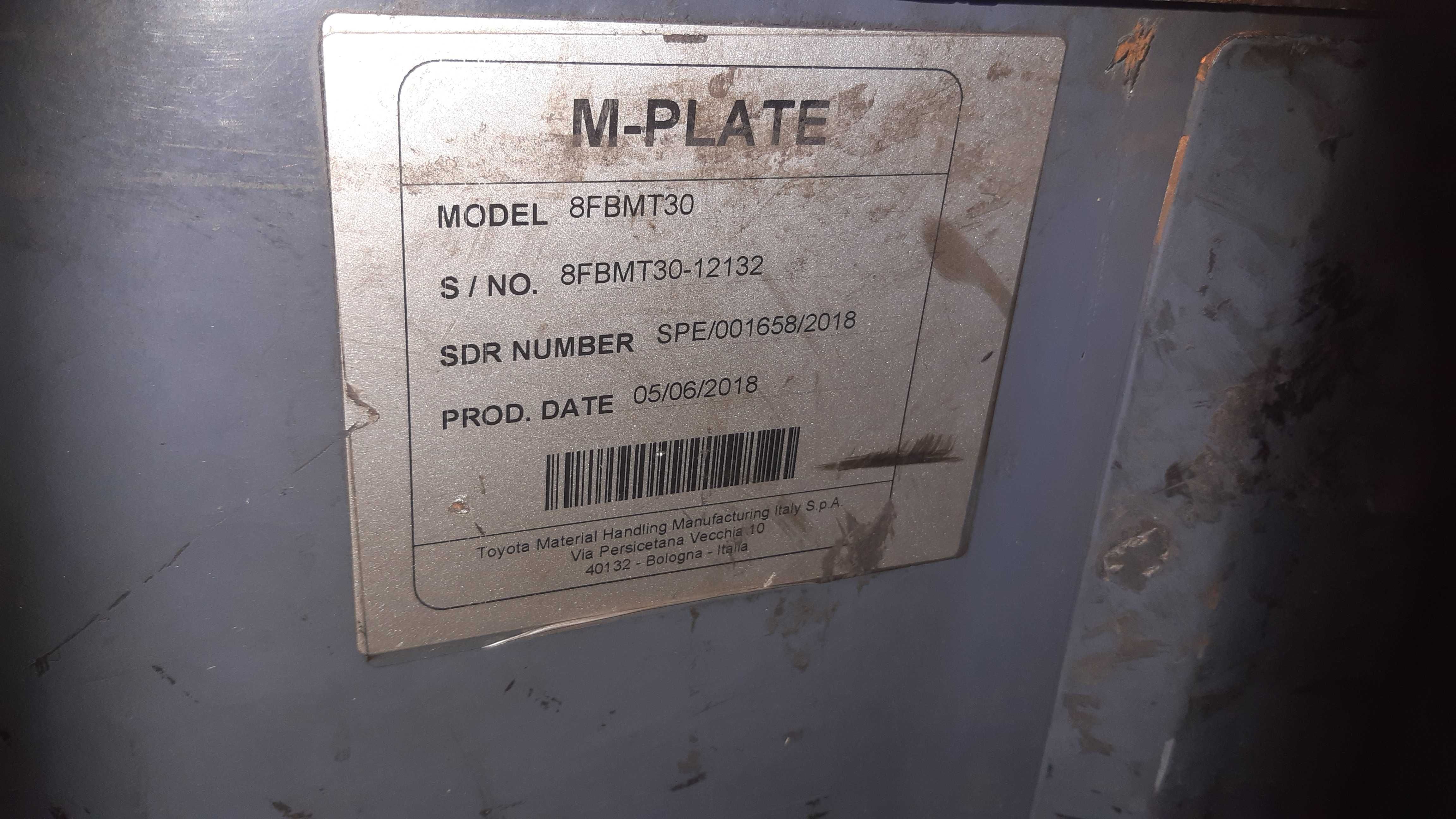 TOYOTA 8FBMT30 wózek paletowy elektryczny