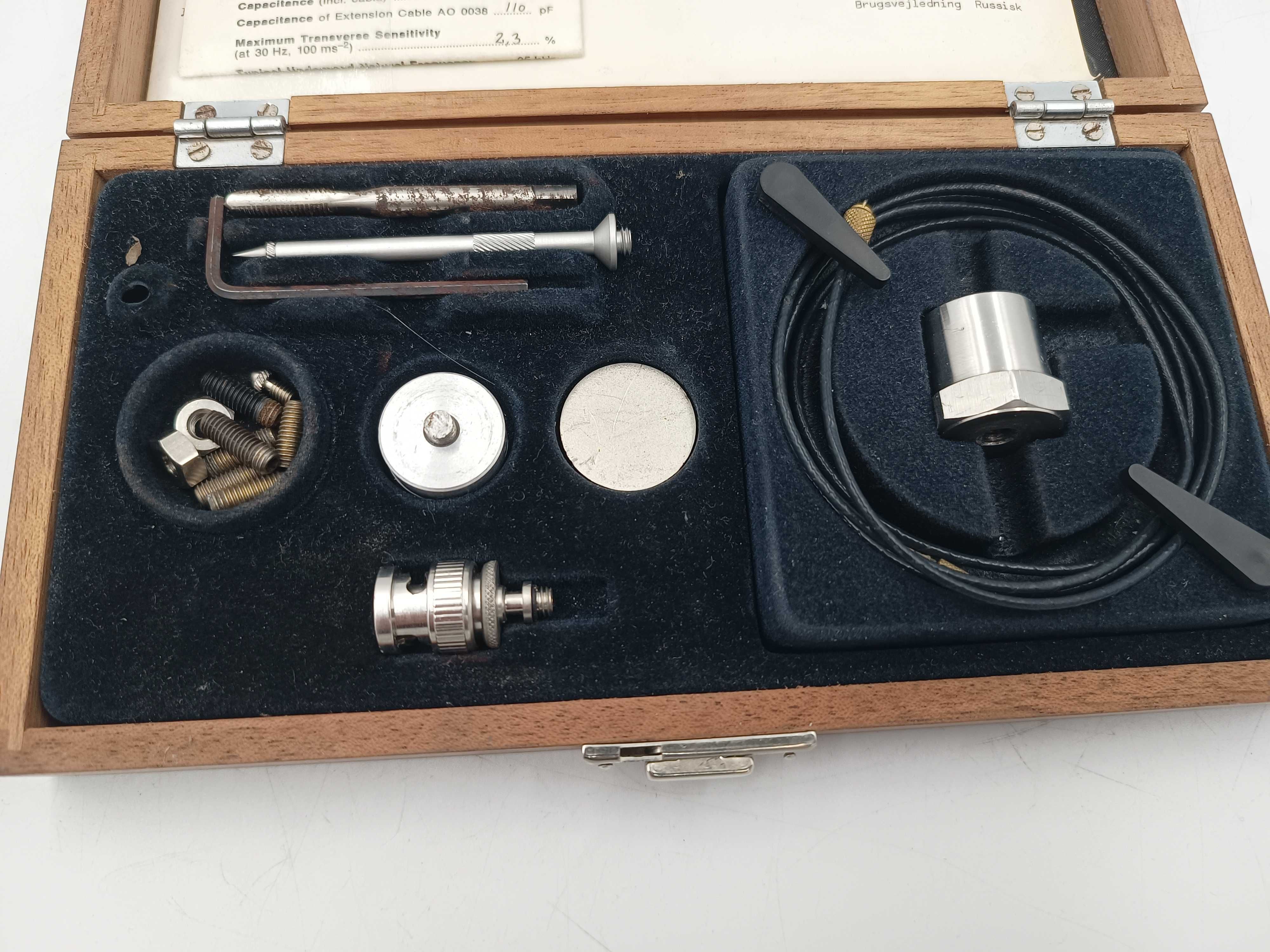 Akcelerometr Bruel & Kjaer typ 4370