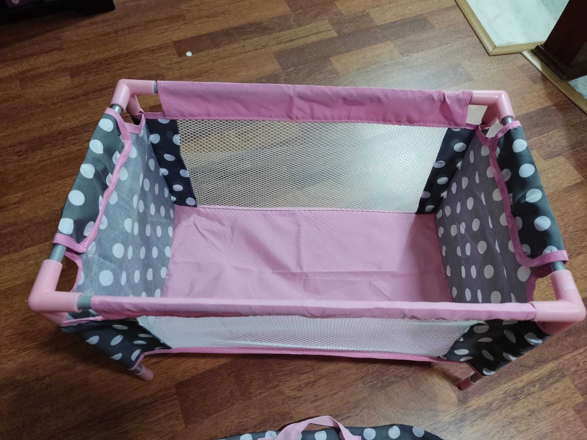 Cama para boneca desmontável