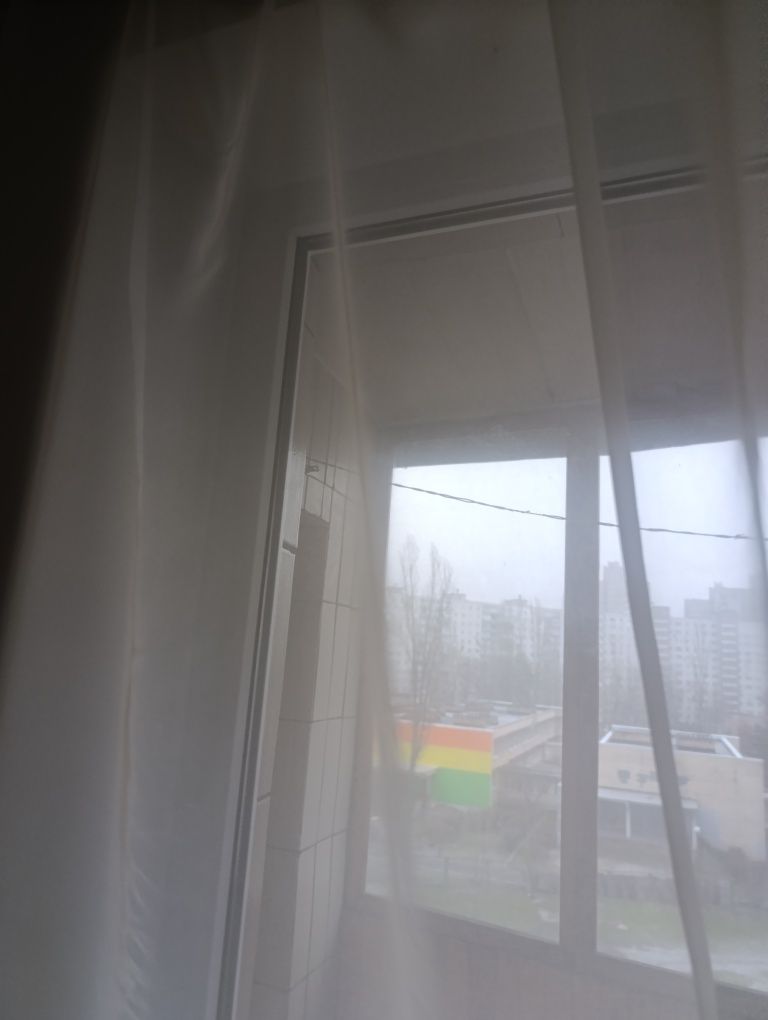 Продается тюль,занавеска 2штуки-400грн