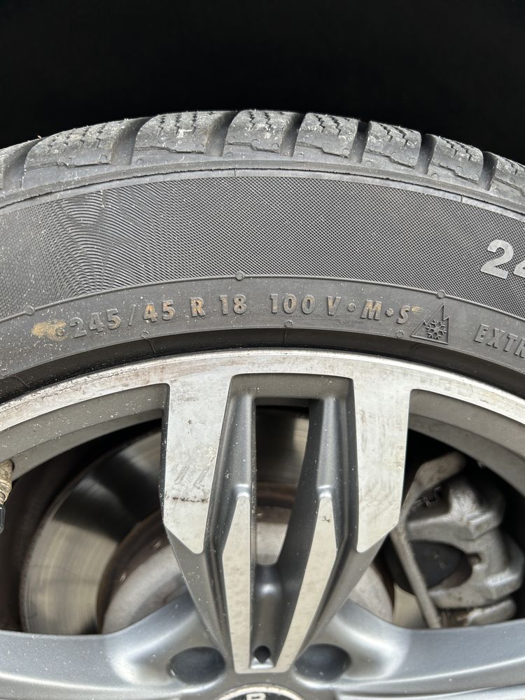 Opony zimowe run flat 245/45/18