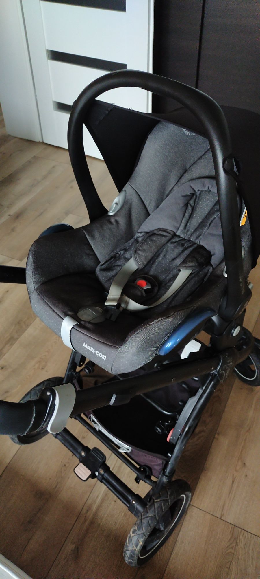 Wózek Maxi Cosi zestaw ISOFIX