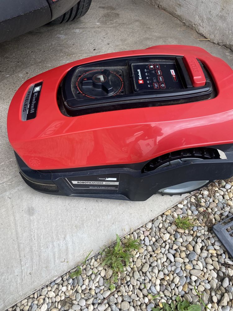 Robot koszący Enihell Freelexo BT600
