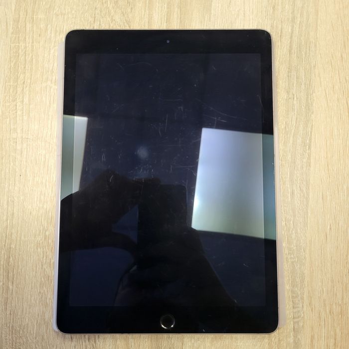 Apple iPad Pro 9.7 MLRU2 32Gb Neverlock + Apple Pencil Магазин!