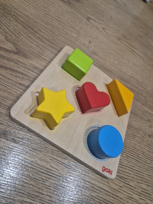 Drewniane puzzle układanki