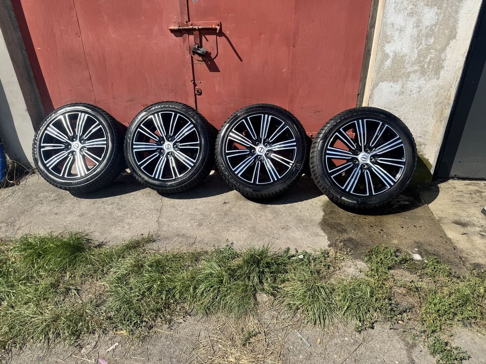 Volvo s60 v60 s90 v90 R-design zimowki 18 cali
