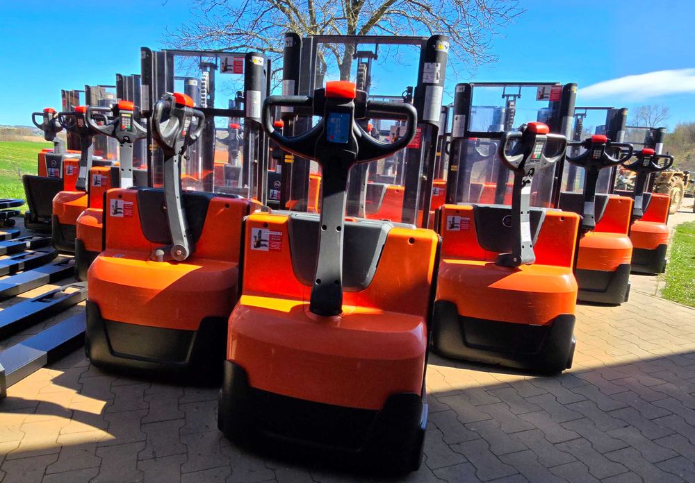 Wózek paletowy BT SWE 200 niski maszt wstępne podnoszenie wideł Toyota