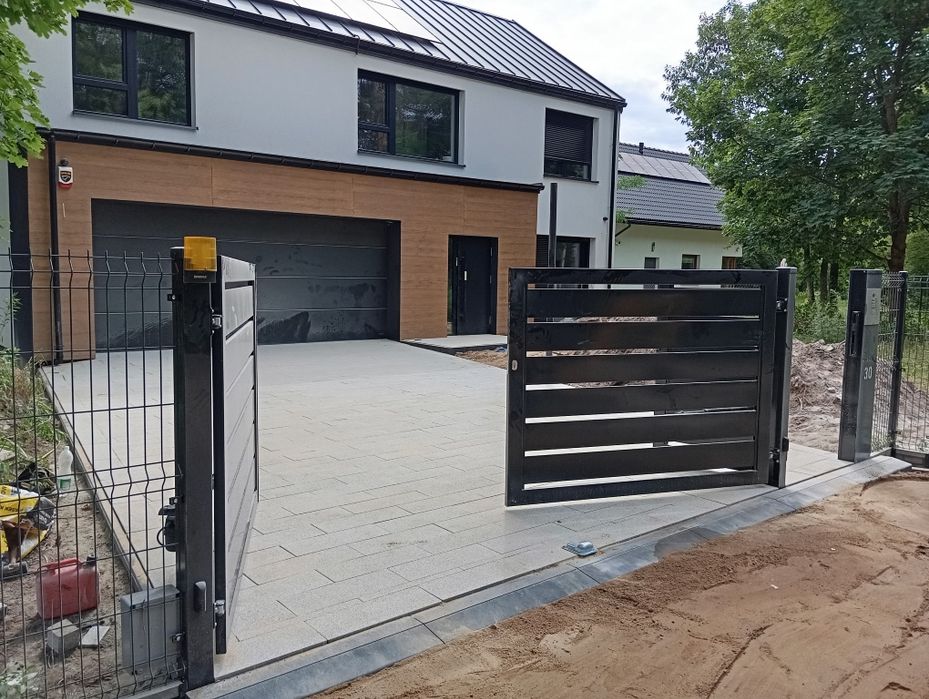 Układanie kostki brukowej,drenaż,odwodnienia,koparka, tarasy