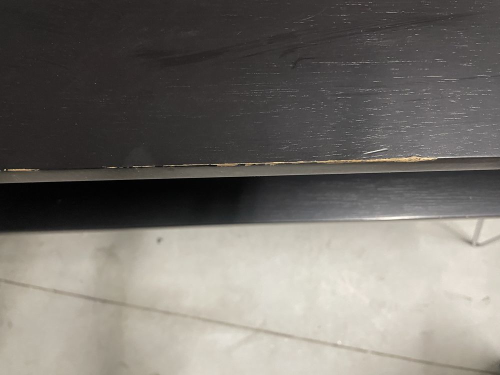 Movel decoracao / aparador de entrada  preto com pés em ferro