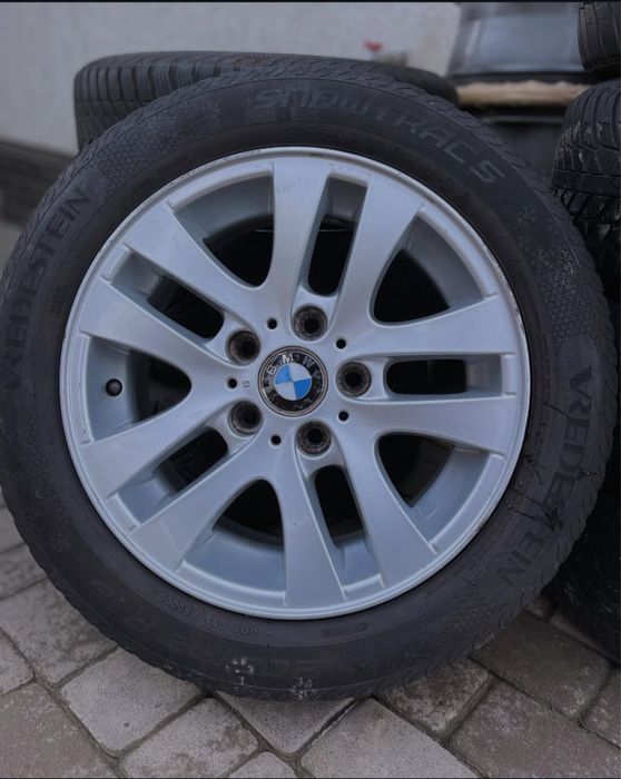 Титаны BMW с Покрышкой