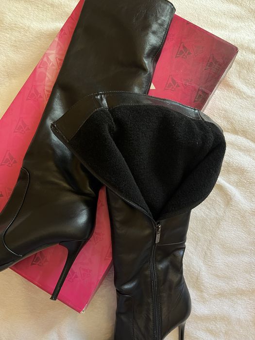 Сапоги шкіряні на шпильці