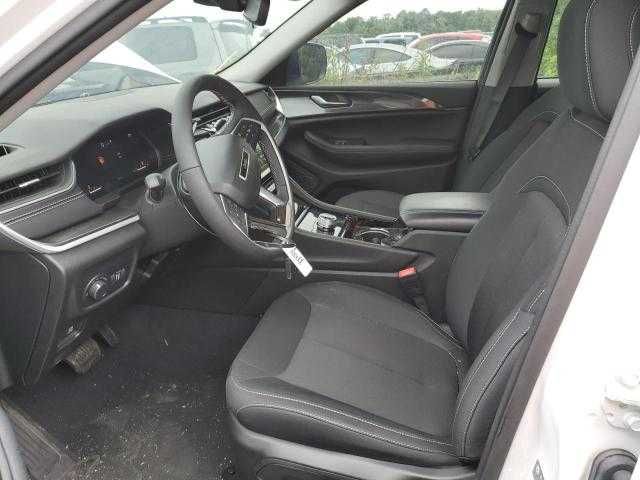 2023 Jeep Grand Cherokee, Laredo