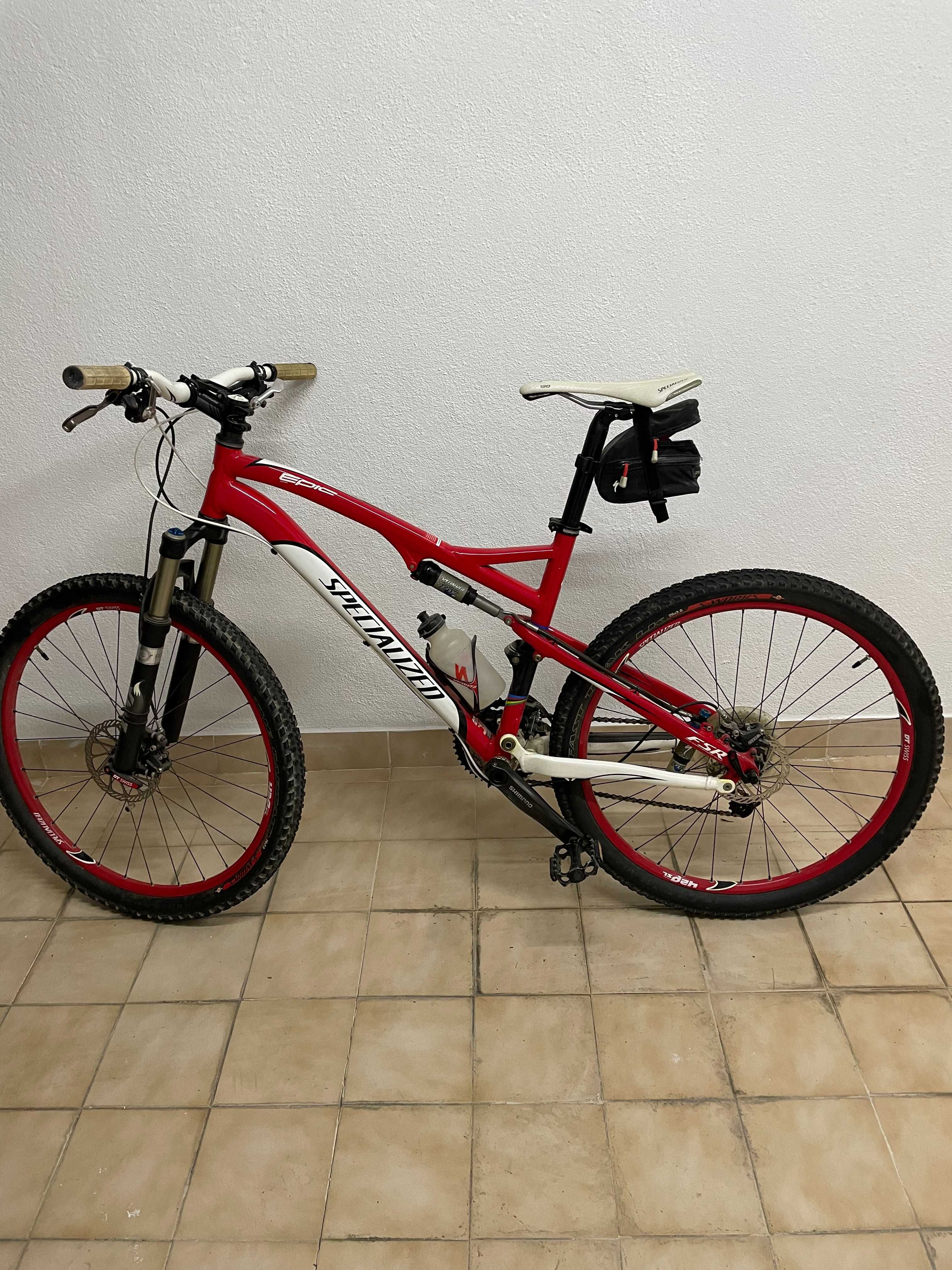 Bicicleta Specialized EPIC