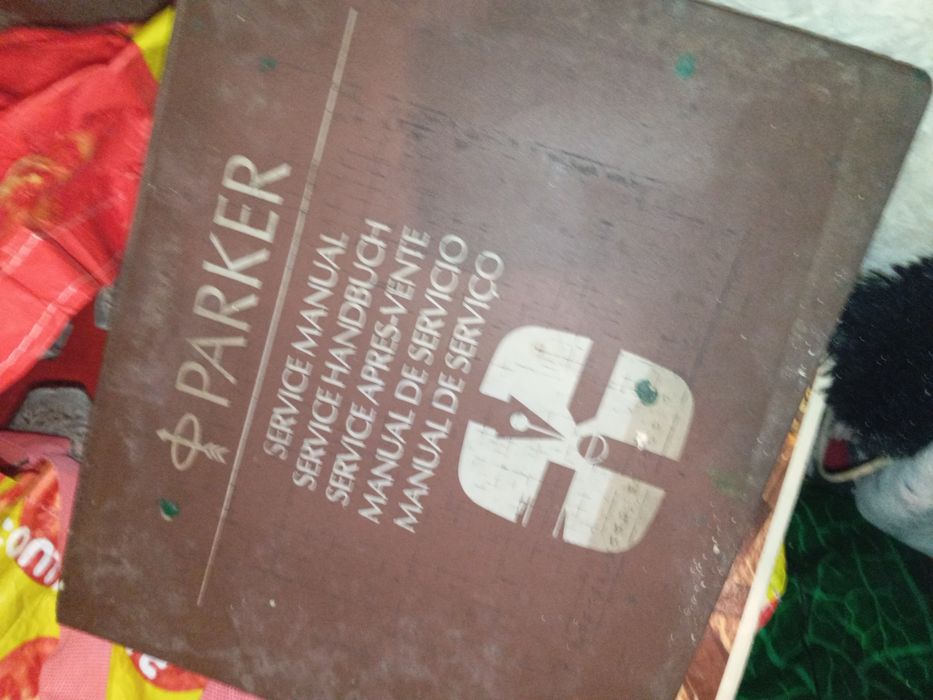 Dossier Parker bom estado
