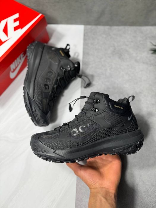 Чоловічі кросівки Nike ACG GORE-TEX