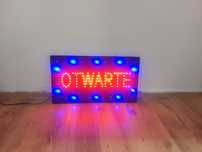 Szyld neon tablica świetlna otwarte open