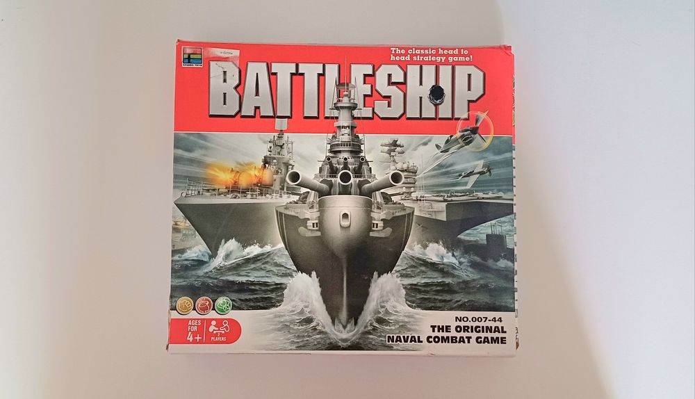 Морський бій настільна гра, новорічний святковий подарунковий