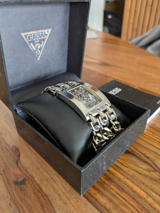 Relógio feminino Guess