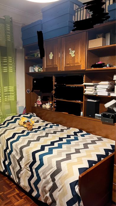 Estúdio de quarto com cama de solteiro