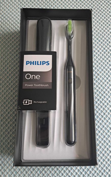 Escova de Dentes Elétrica - Philips One - Nova!