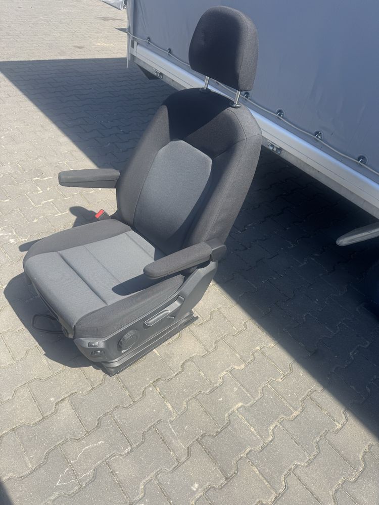 Vw Crafter fotel pneumatyczny Ergoactive masaż