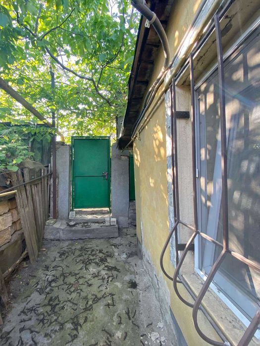 В продаже часть крепкого дома, в Суворовском районе, Кривая балка.