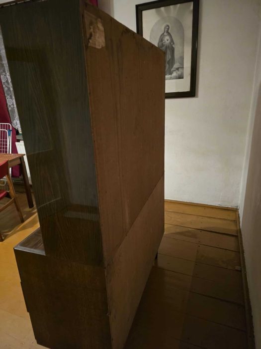 Kredens z czasów PRL 1973 rok