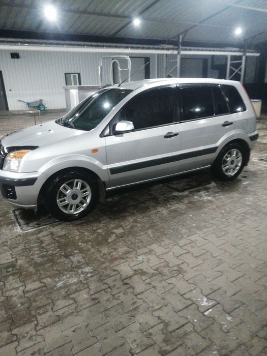 Продам авто Ford Fusion