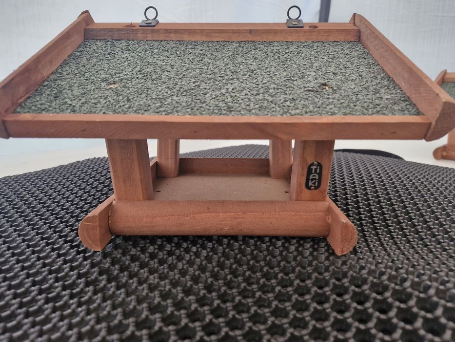 Tiaki solidny karmnik dla ptaków