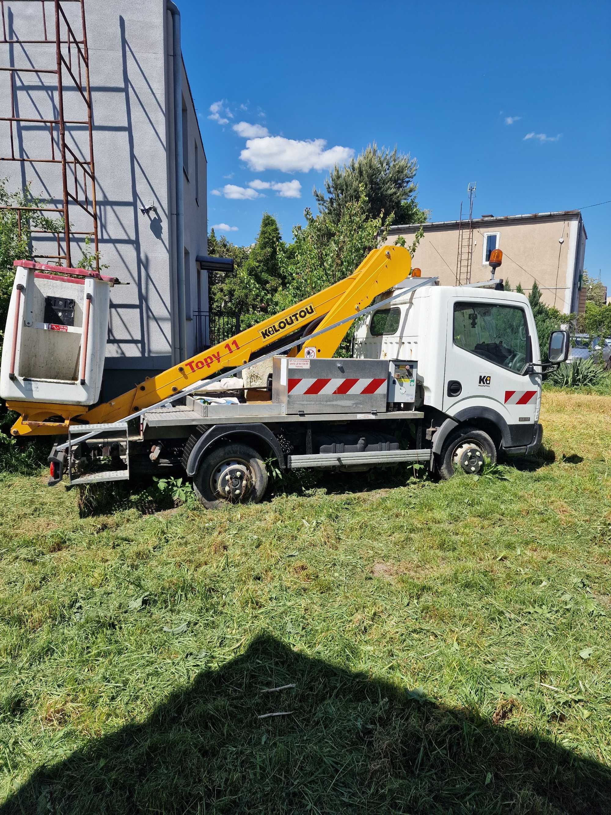 Podnosnik koszowy nissan cabsrar