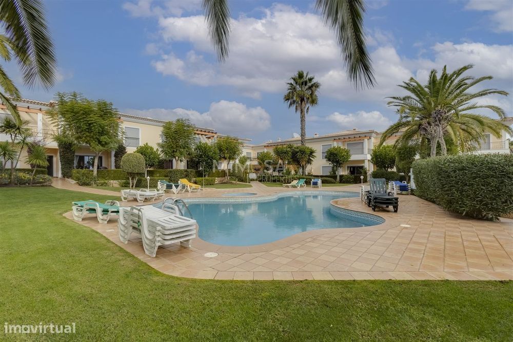 Apartamento T3 a 2 minutos da Praia de Porto de Mós, Lagos