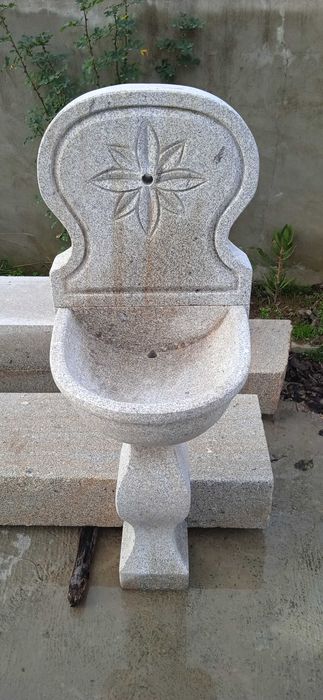 Arte em granito, fontanário