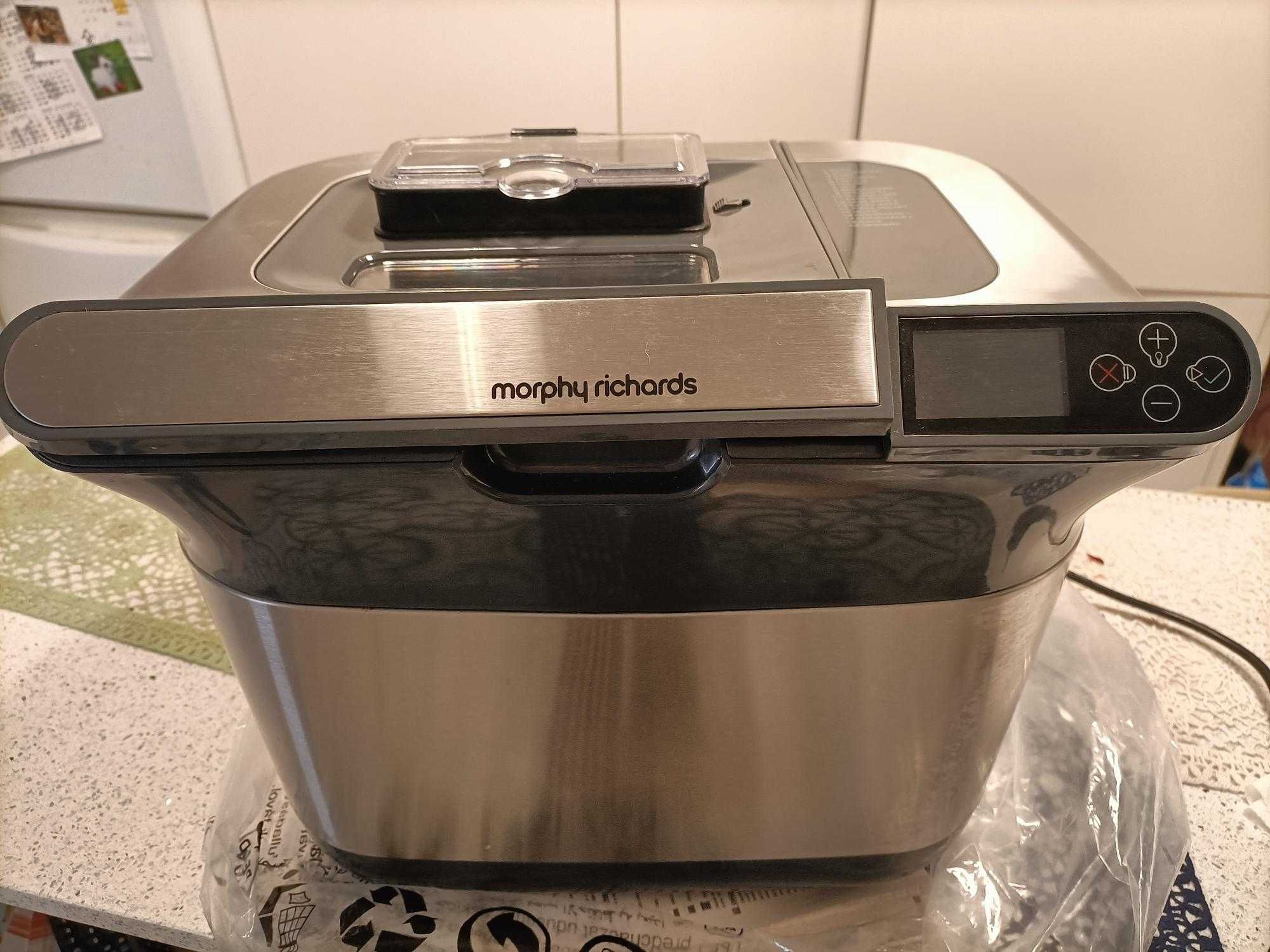 Maquina fazer pão Morphy Richards