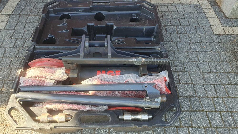 Giętarka hydrauliczna do rur stalowych do 2" MGF 15t, do gazu, wody...