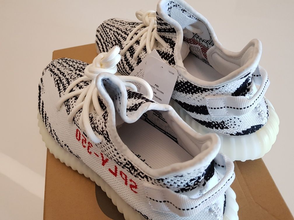 Sapatilhas Adidas Yeezy Boost 350 v2 zebra