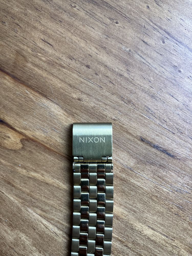Nixon Time Teller Gold