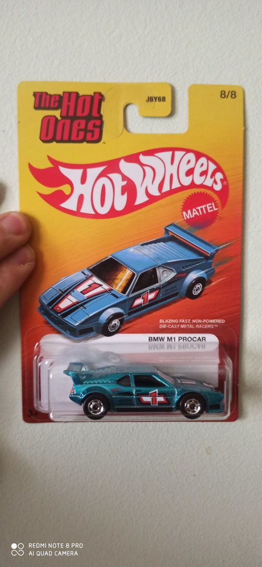 Hot wheels the hot ones BMW M1