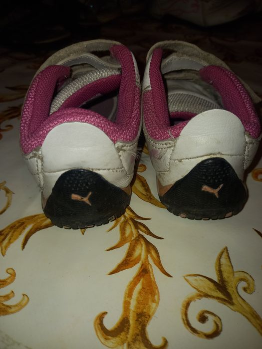Puma adidasy na dziewczynkę r.25.