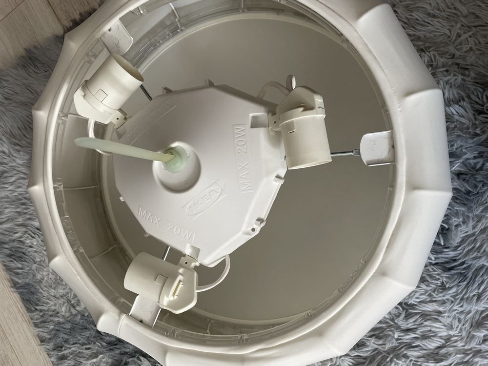 ikea biała lampa wisząca sufitowa typ T1412
