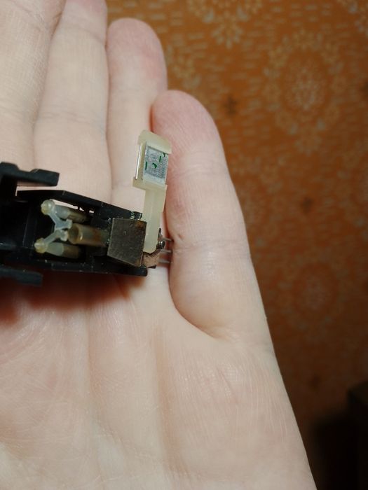 Головка звукоснимателя ГЗП-301 без иглы фирмы Радиотехника 1989 год