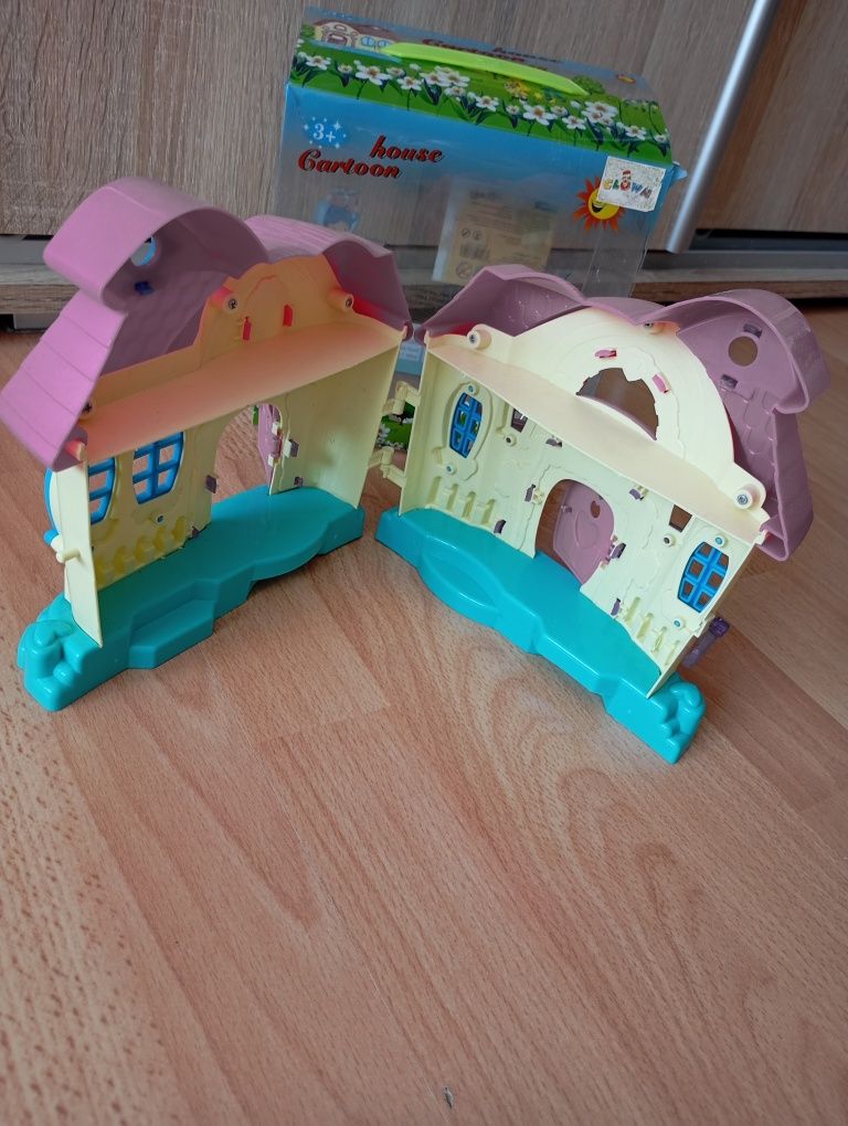 Domek dla małych laleczek